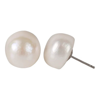 Girl With A Pearl - White Bam Bam Pearl Earring