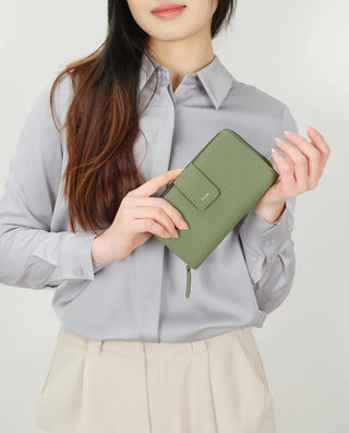 The ‘REAU’ Large Wallet