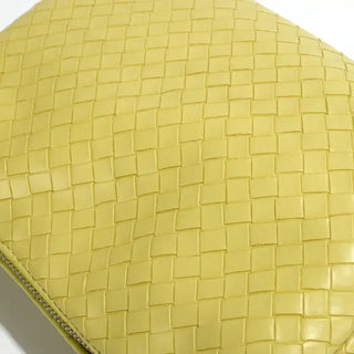 Fey Mada Triplet Crossbody