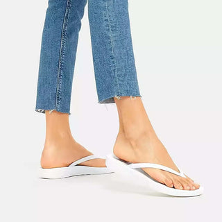 iQUSHION Ergonomic Flip-Flops
