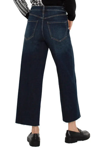 Stride HR Crop Wide Cut Hem