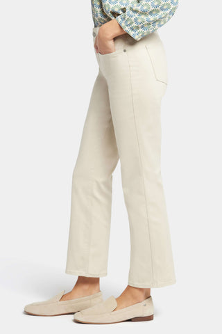 Marilyn Straight Ankle Jeans