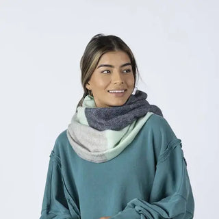 Kin Scarf