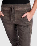 Washed Iconic Stretch Jeans