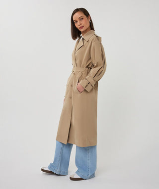 Timeless Trenchcoat